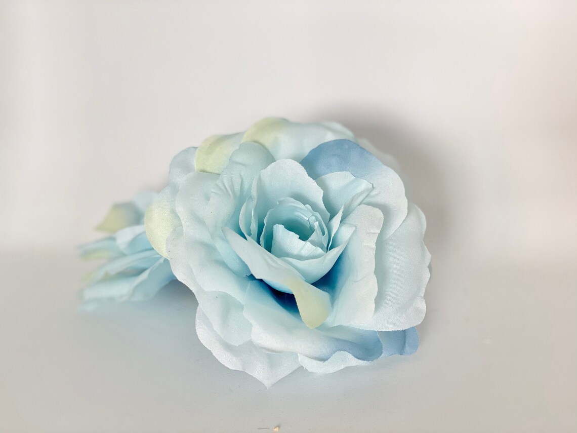 rose ice blue .jpg