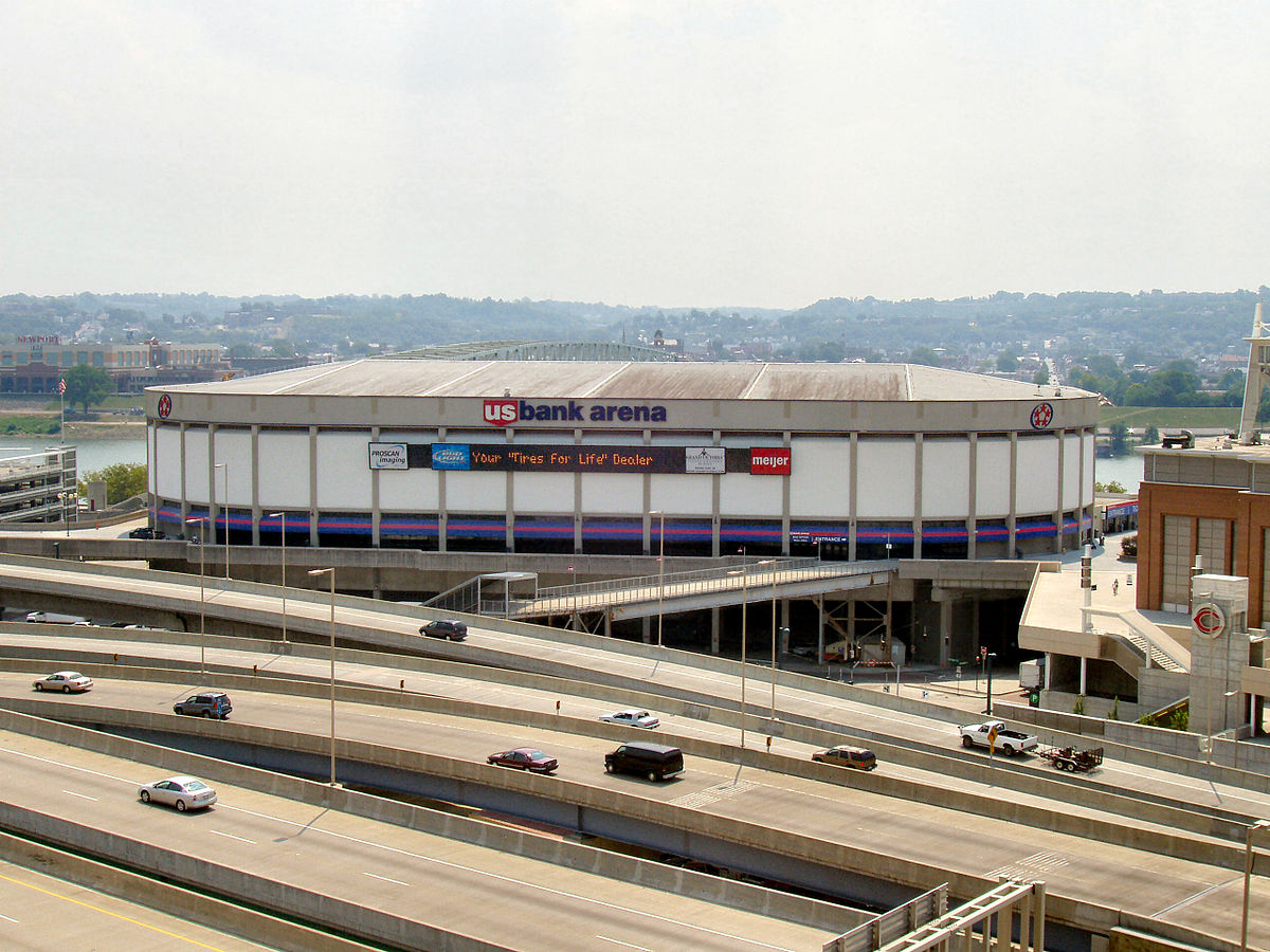 1200px-Cincinnati-us-bank-arena.jpg