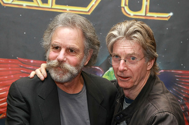 1883659-bob-weir-phil-lesh-617-409.jpg