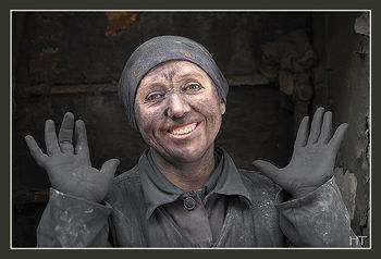 350px-Women-miners.jpg
