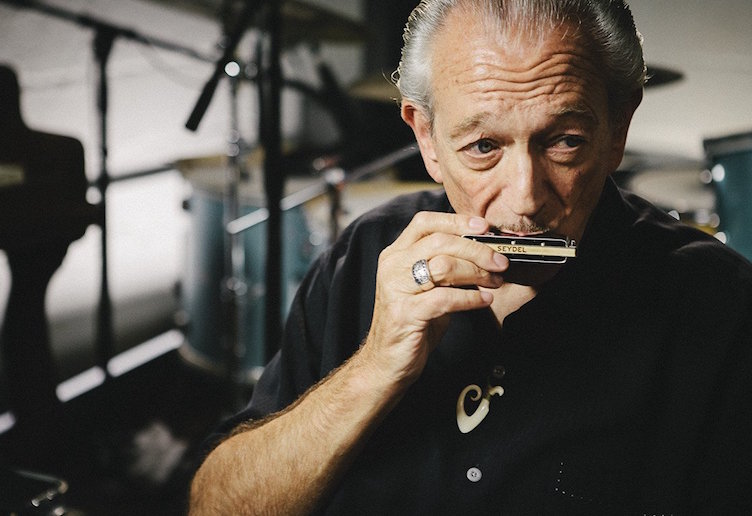Charlie_Musselwhite_Solo_Image_General_Use_1_credit_Danny_Clinch_1.jpg