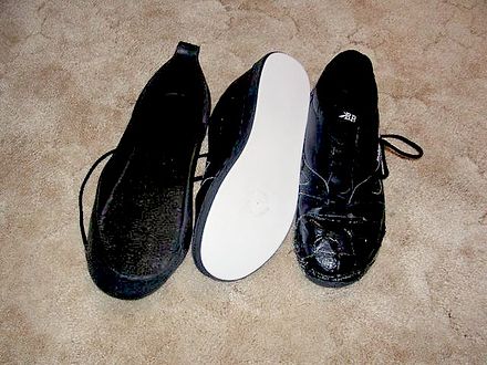Curlingshoes.jpg