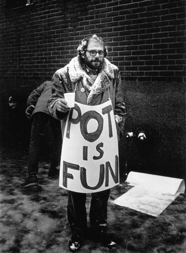 FERNANDEZ_1960s_Allen_Ginsberg_Pot_Is_Fun-620x842_0.jpg