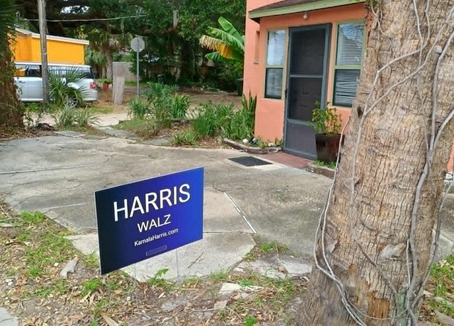 Harris Walz FLA.jpg