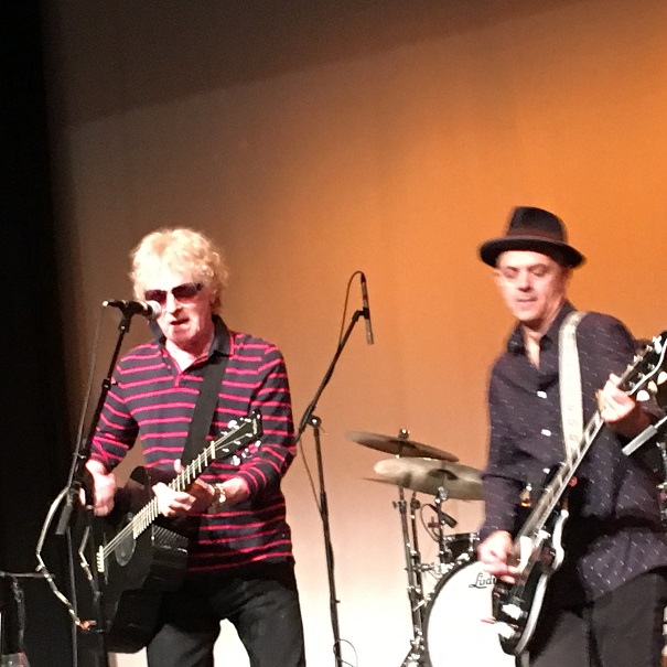 Ian Hunter Boulton 05062017 Acoustic resize.jpg