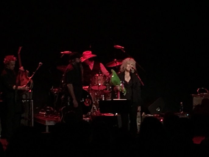 Lucinda Williams Westhampton Beach 08152017 330 resize.jpg