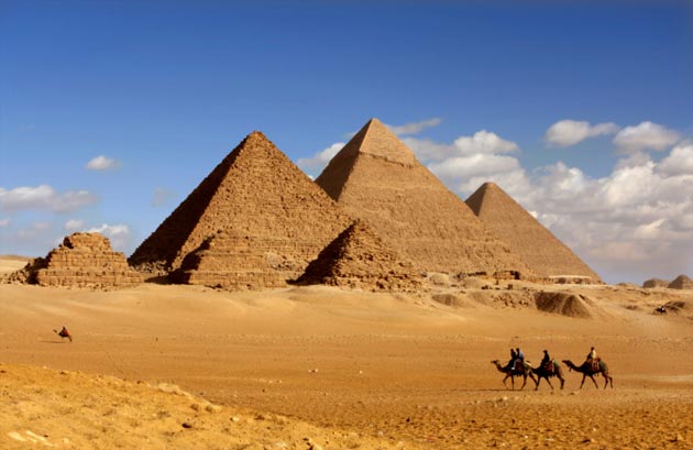 Pyramids-of-Giza-Egypt.jpg