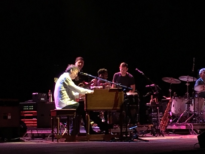Steve Winwood Jones Beacch 09242017 504 resize_0.jpg