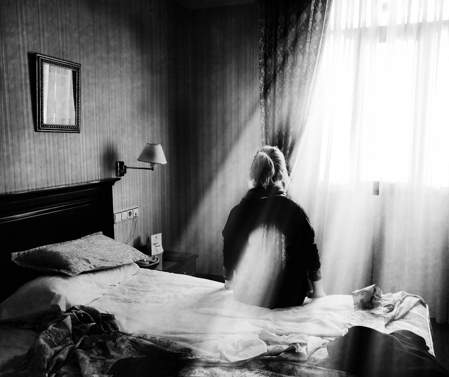 Velmock-surrealistic-black-and-white-photography.jpg