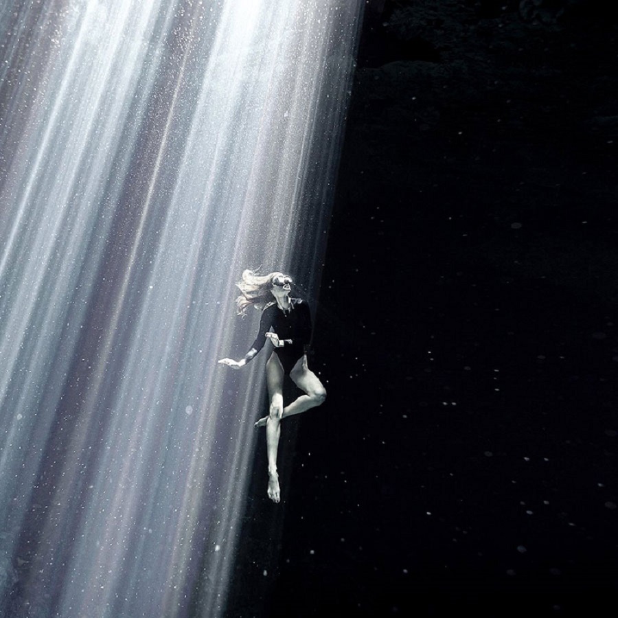 Zena-Holloway-underwater-photography.jpg