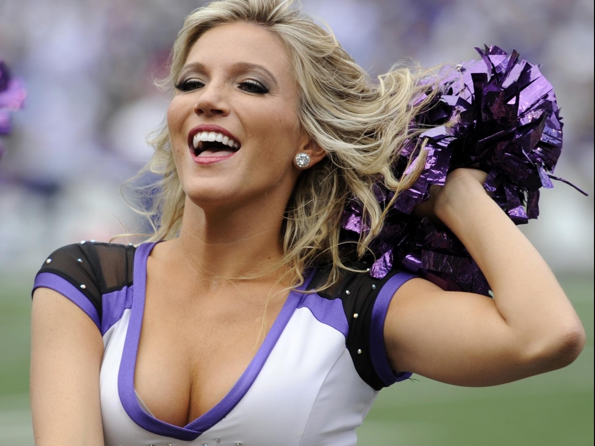 baltimore_ravens_cheerleaders_1380003778_1380003789.jpg