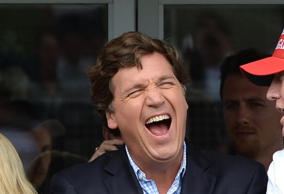 carlson-laugh.jpg