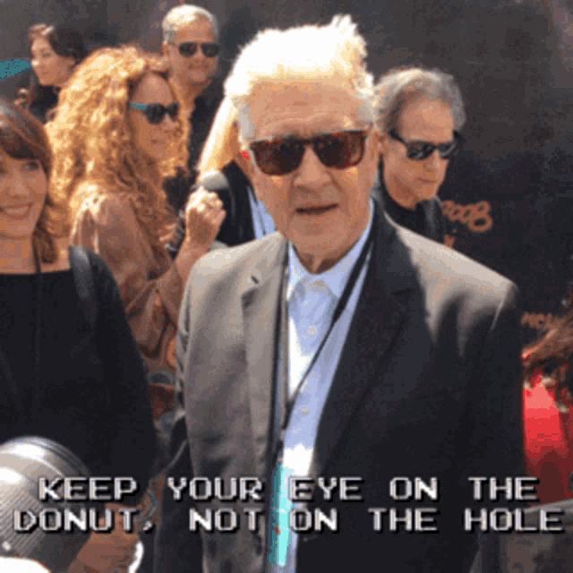 david-lynch-donut.gif