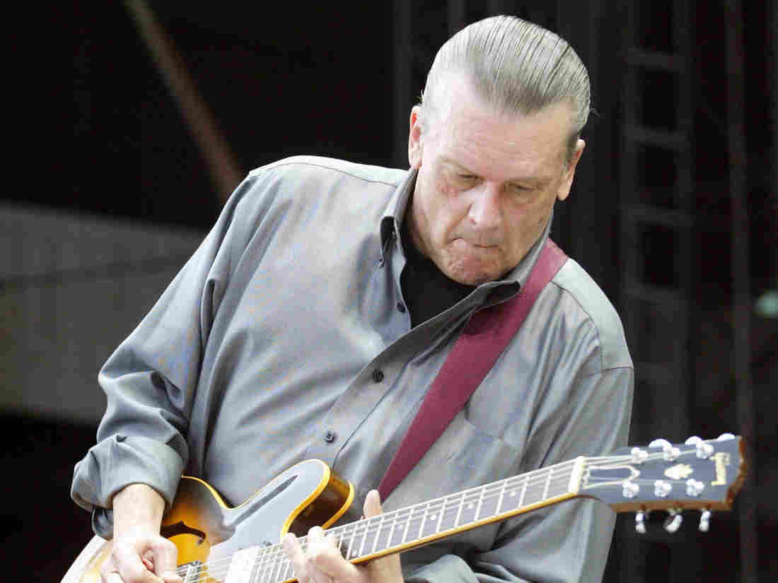 geils-d233b0d205c01176f66df587d5611ee25dd4f941-s1100-c15.jpeg