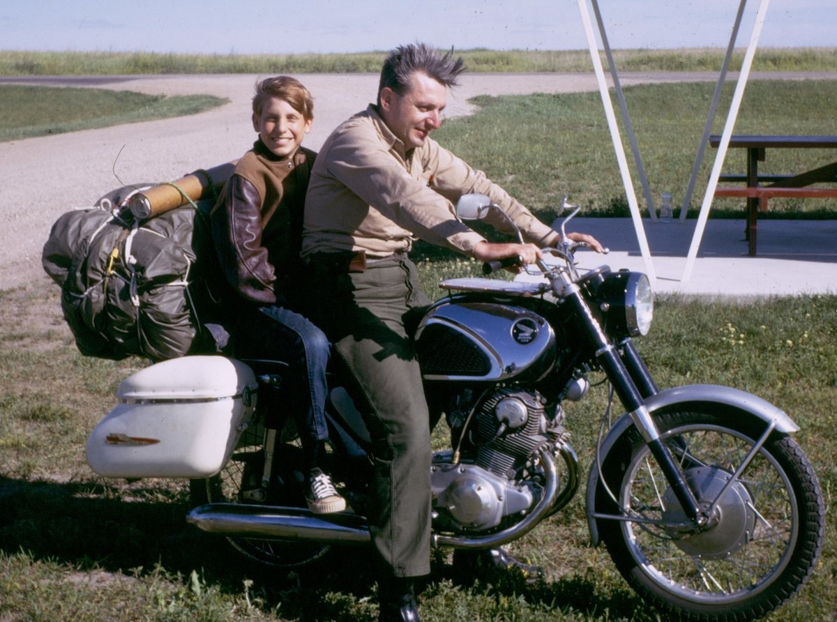 pirsig-with-chris-1968_custom-1dfd21fa4918cd9508463228a8dd69566ee06eb0-s1200-c85.jpg