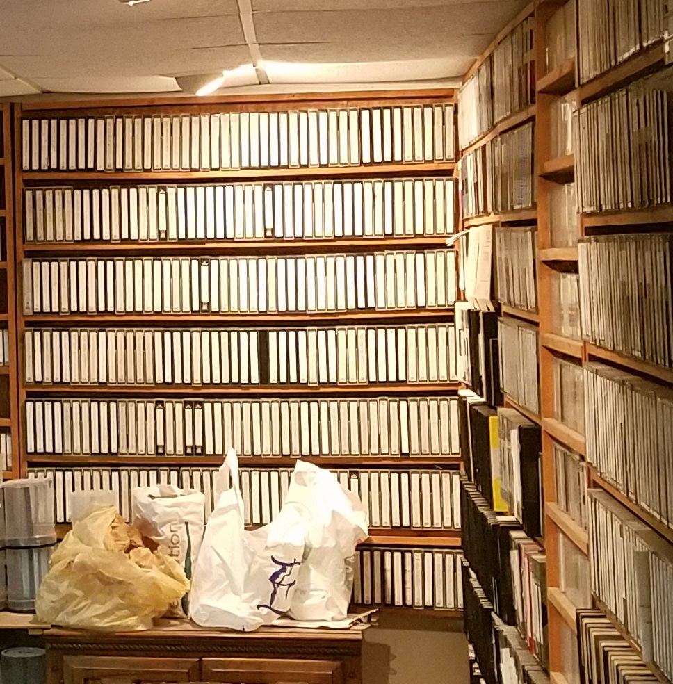 tapes_01_0.jpg